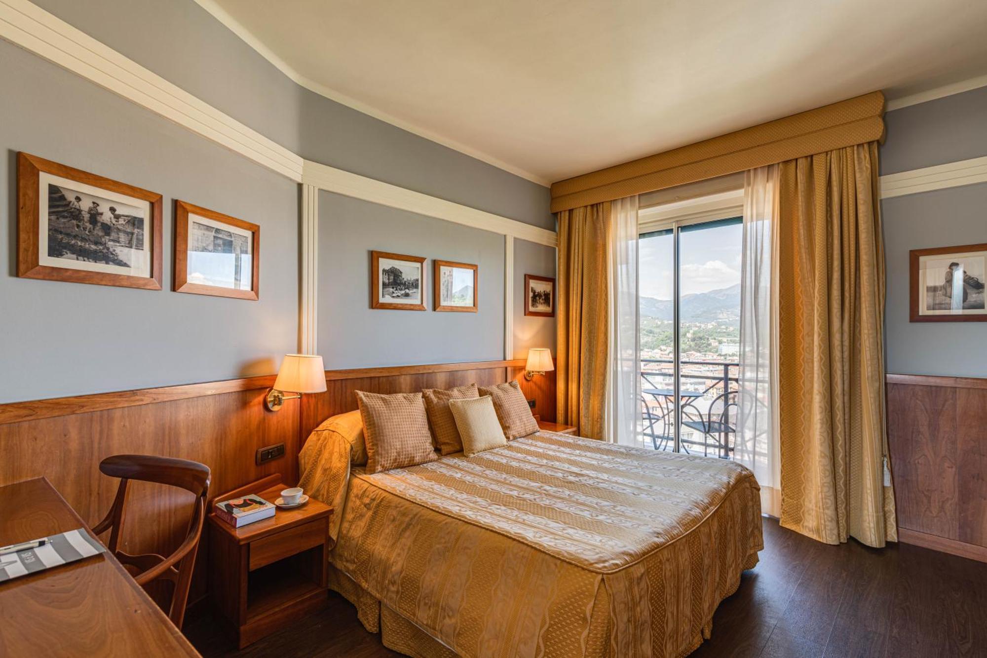 Hotel Vis A Vis Sestri Levante Szoba fotó