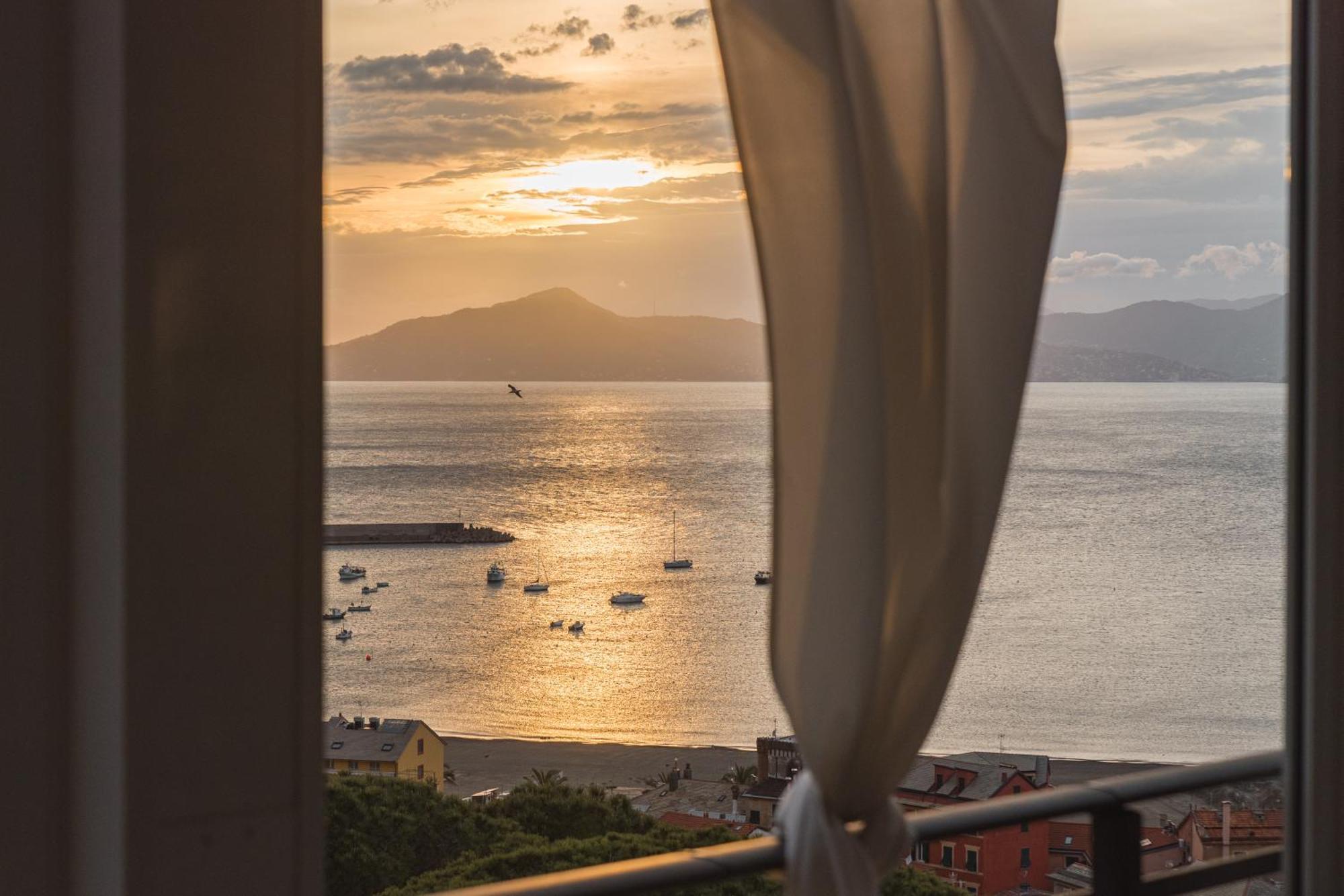 Hotel Vis A Vis Sestri Levante Kültér fotó