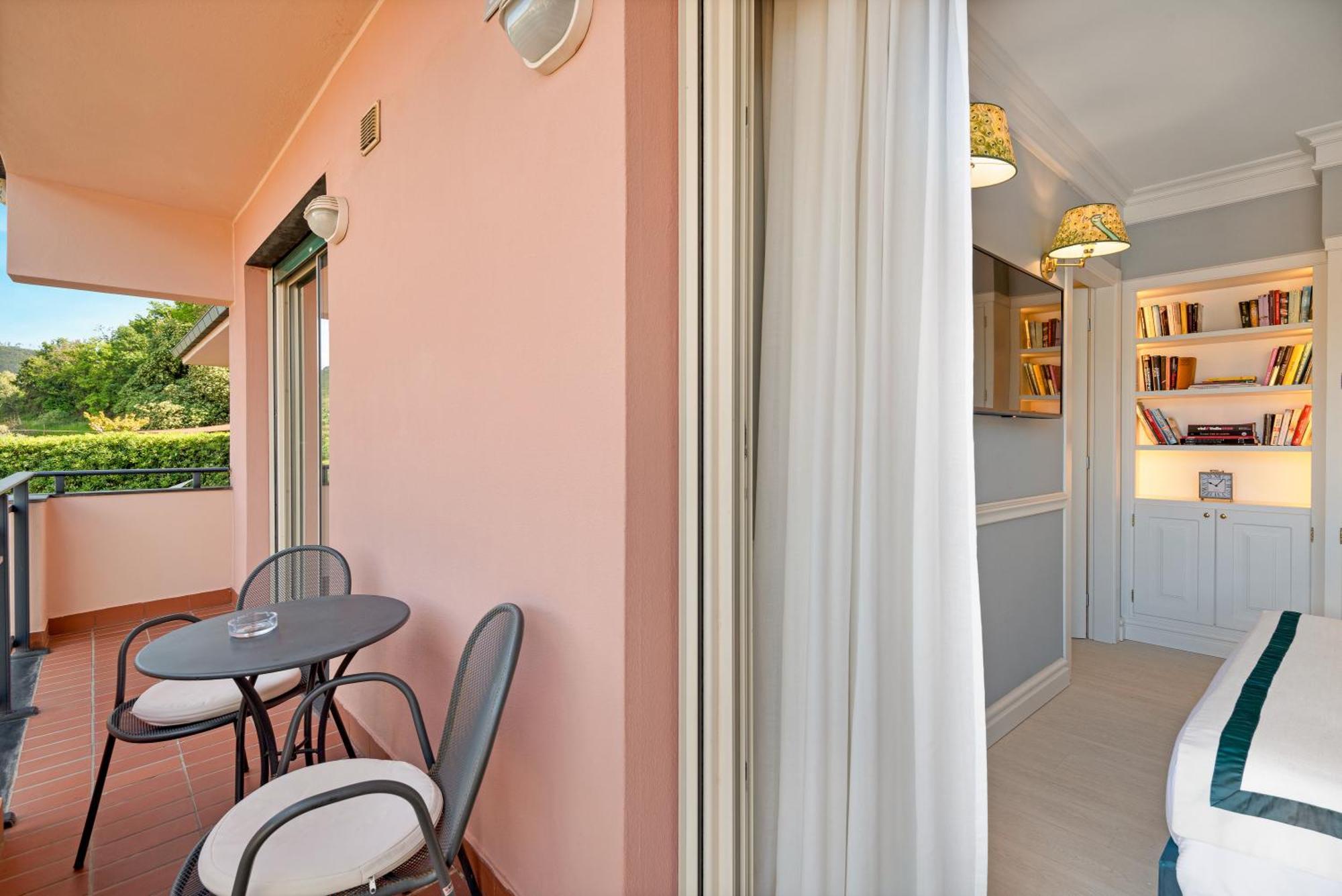 Hotel Vis A Vis Sestri Levante Kültér fotó
